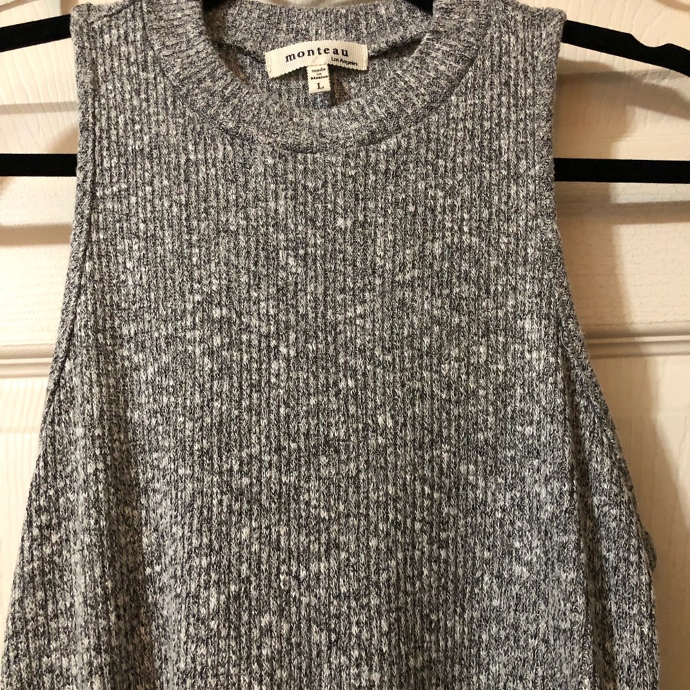 Gray Ribbed Tank Top - Picture 3 of 7